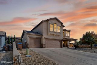 2500 Silver Hawk Avenue, Las Cruces, NM 88011