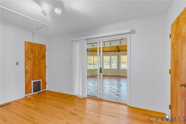 492 Pine Reach Drive, Kilmarnock, VA 22482