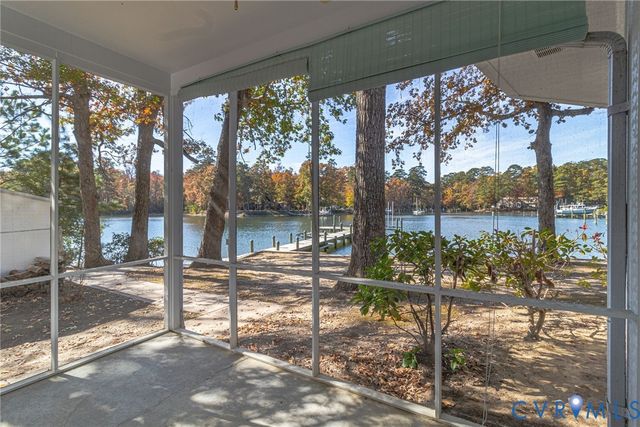 492 Pine Reach Drive, Kilmarnock, VA 22482