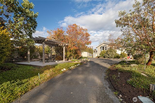 318 Trumpeter Way, Friday Harbor, WA 98250