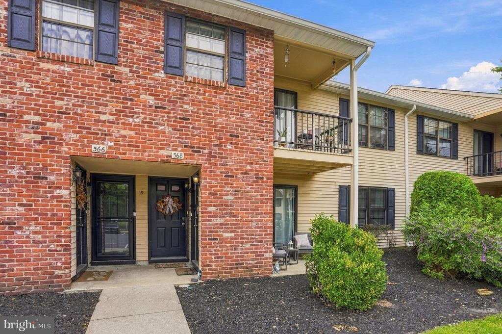 568 WILLOW TURN #A, Mt Laurel, NJ 08054 — exterior