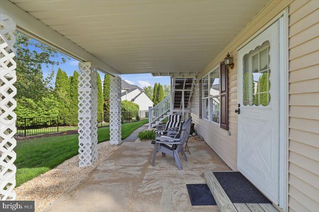 130 DEBBIE LN, Easton, PA 18045