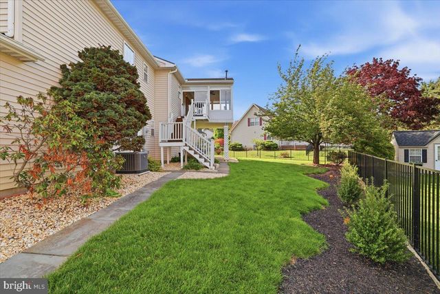 130 DEBBIE LN, Easton, PA 18045