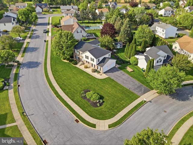 130 DEBBIE LN, Easton, PA 18045