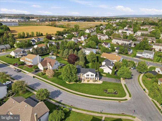 130 DEBBIE LN, Easton, PA 18045