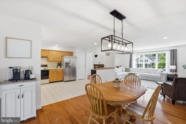 130 DEBBIE LN, Easton, PA 18045
