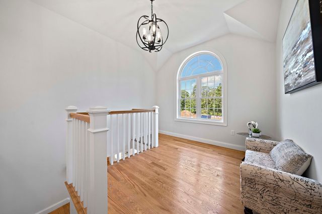 4 Clarendon Circle, Holbrook, MA 02343