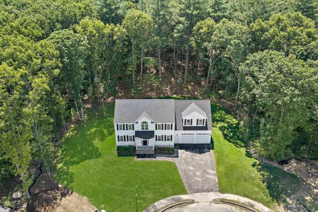 4 Clarendon Circle, Holbrook, MA 02343