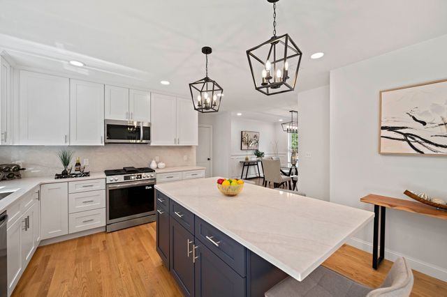 4 Clarendon Circle, Holbrook, MA 02343