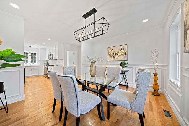 4 Clarendon Circle, Holbrook, MA 02343
