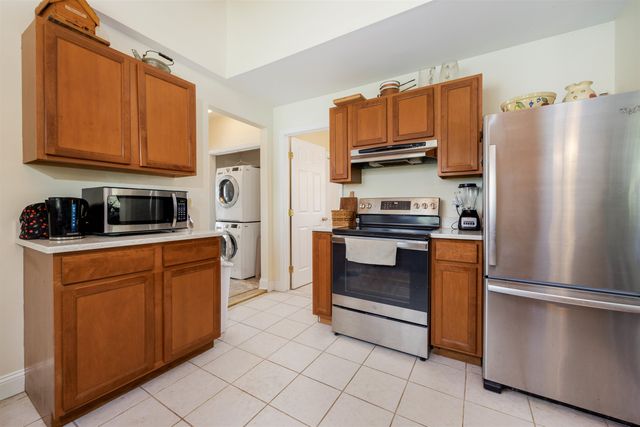 6 Badger Road, Goshen, NH 03752