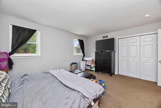 269 SHIRLEY DR, Harleysville, PA 19438