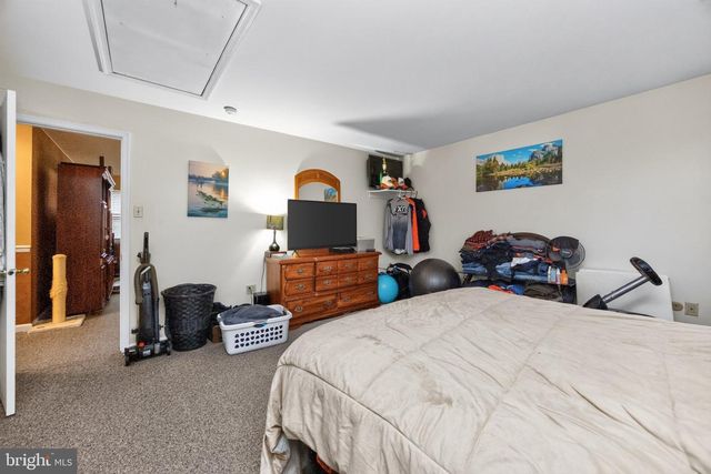 269 SHIRLEY DR, Harleysville, PA 19438