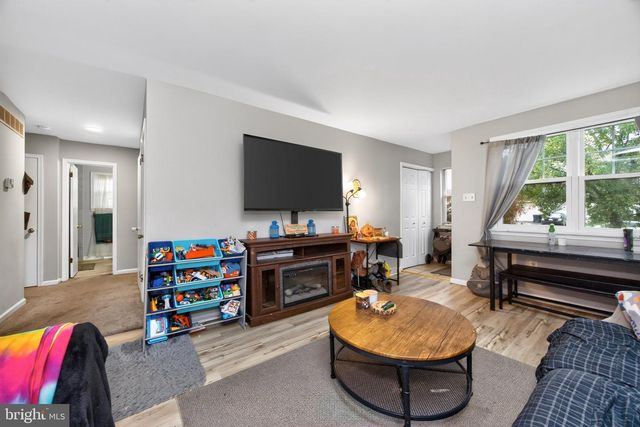 269 SHIRLEY DR, Harleysville, PA 19438