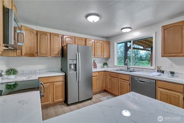 3384 Jackson Hwy, Chehalis, WA 98532