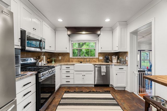 2026 S Wall Avenue, Tyler, TX 75701