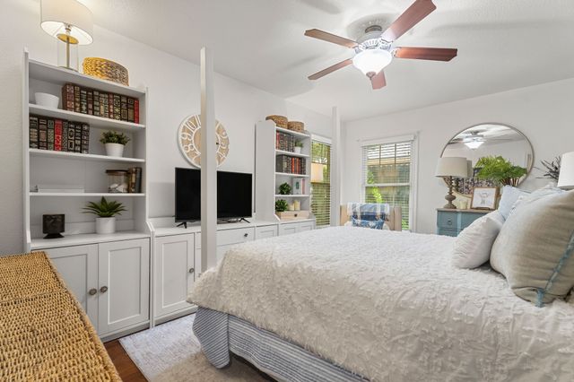 2026 S Wall Avenue, Tyler, TX 75701