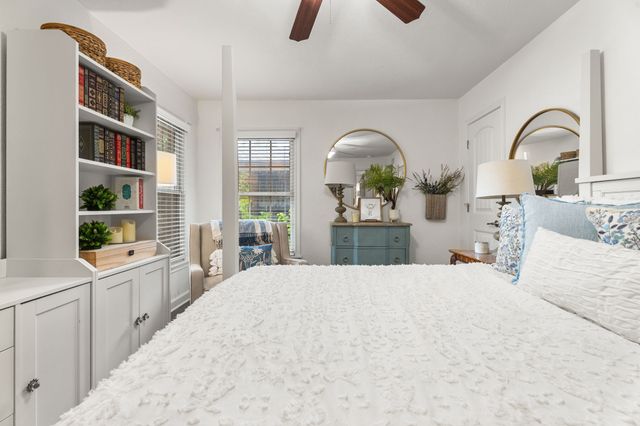 2026 S Wall Avenue, Tyler, TX 75701