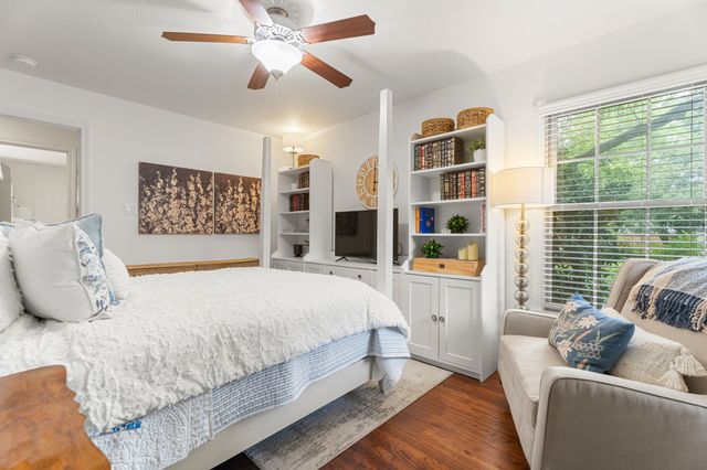 2026 S Wall Avenue, Tyler, TX 75701