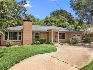 2026 S Wall Avenue, Tyler, TX 75701