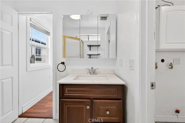 7641 Beck Avenue, North Hollywood, CA 91605