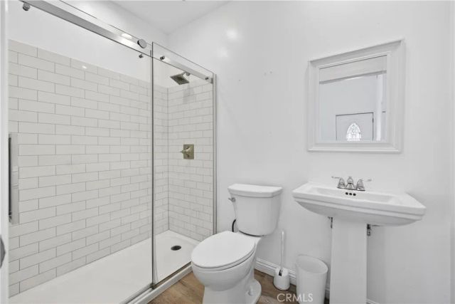 7641 Beck Avenue, North Hollywood, CA 91605