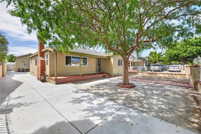 7641 Beck Avenue, North Hollywood, CA 91605
