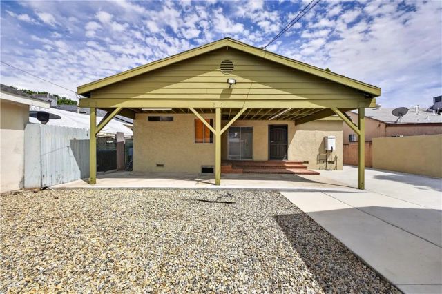 7641 Beck Avenue, North Hollywood, CA 91605