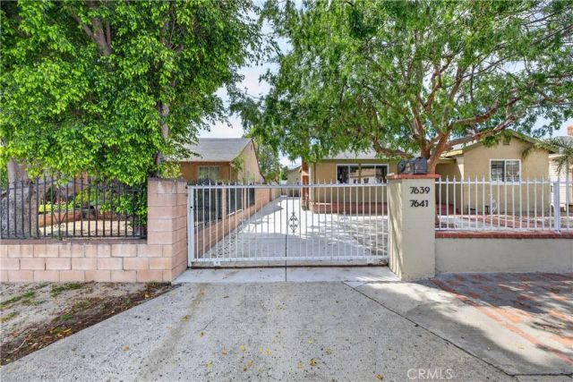 7641 Beck Avenue, North Hollywood, CA 91605