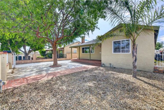 7641 Beck Avenue, North Hollywood, CA 91605