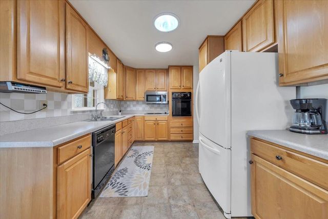 1846 Pineview DR, Glasgow, VA 24555