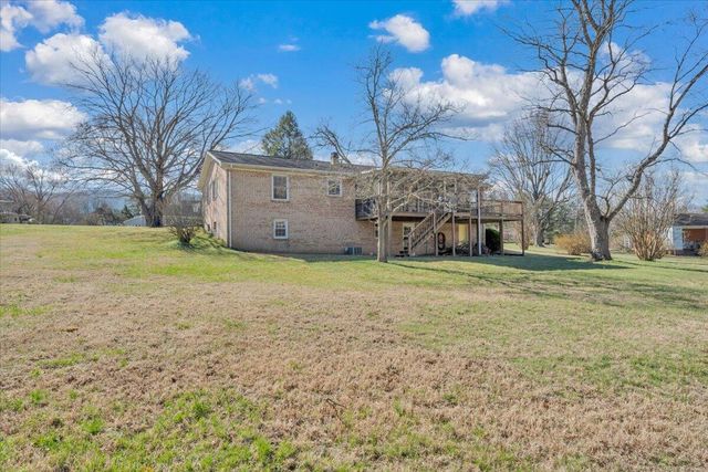 1846 Pineview DR, Glasgow, VA 24555