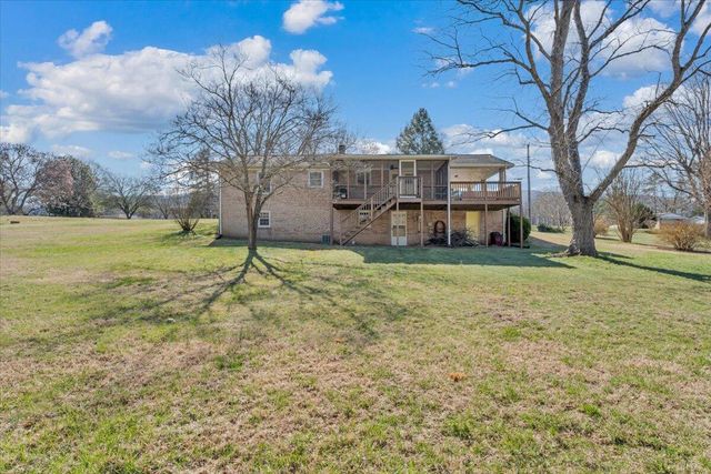 1846 Pineview DR, Glasgow, VA 24555