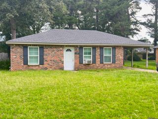 17325 Ashton Ave, Central, LA 70739