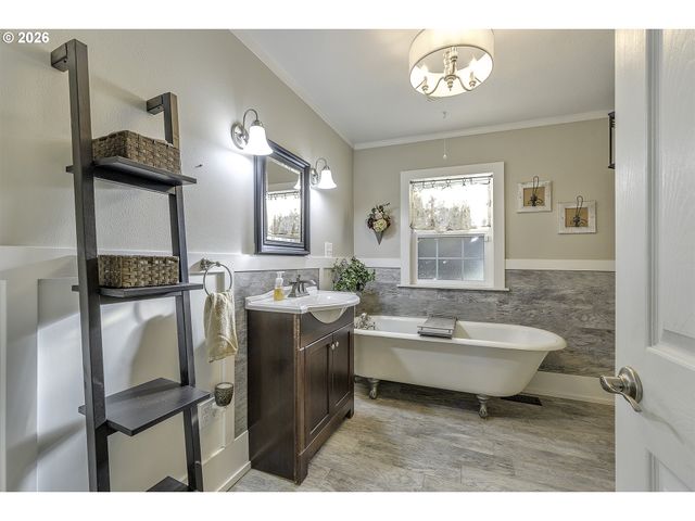 58059 SHADLEY Ln, Warren, OR 97053