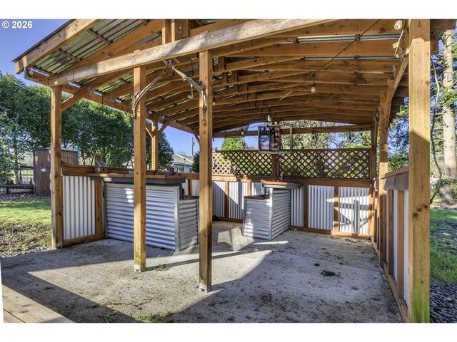 58059 SHADLEY Ln, Warren, OR 97053