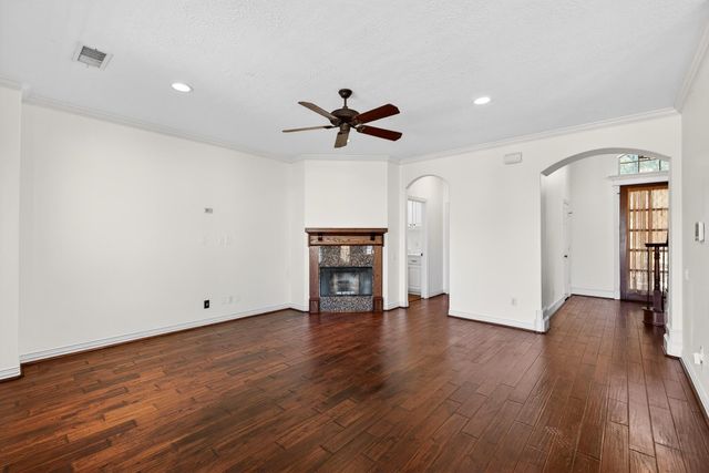 11151 Hunters Landing, Montgomery, TX 77356