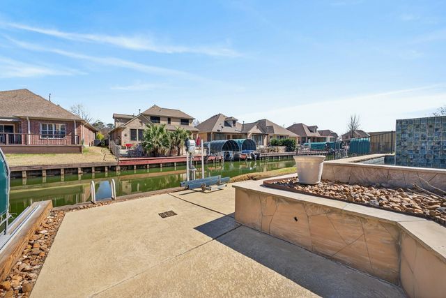 11151 Hunters Landing, Montgomery, TX 77356