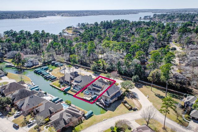 11151 Hunters Landing, Montgomery, TX 77356