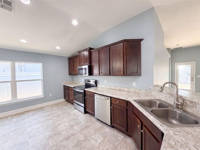 1229 LONGVILLE CIRCLE, Tavares, FL 32778