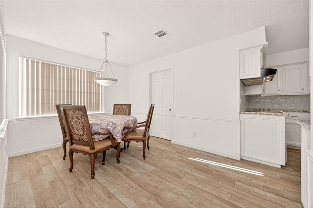 3815 Fernglade Drive, Houston, TX 77068