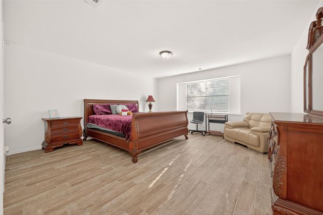 3815 Fernglade Drive, Houston, TX 77068