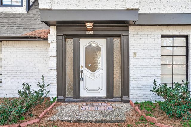 3815 Fernglade Drive, Houston, TX 77068