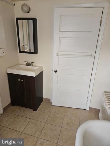 101 E THIRTY FIFTH ST, Wilmington, DE 19802