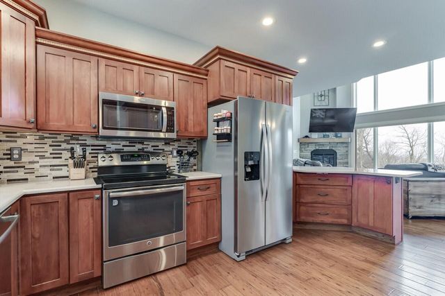 N5076 Wildflower LANE, West Salem, WI 54669