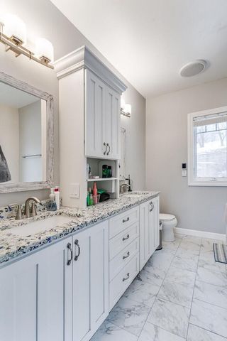 N5076 Wildflower LANE, West Salem, WI 54669