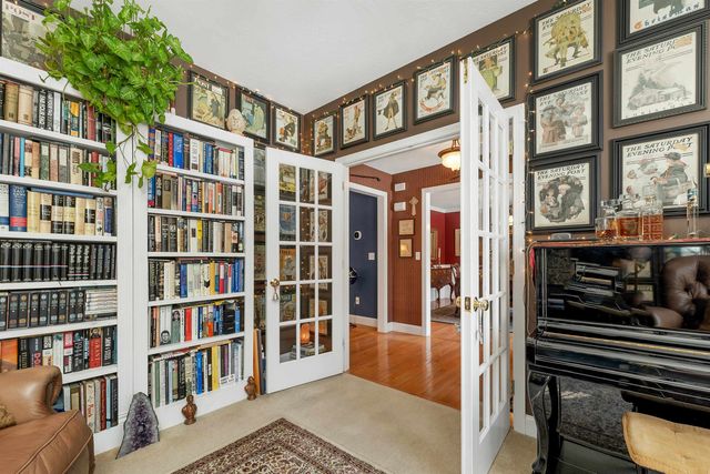 31 Longmeadow Drive, Brentwood, NH 03833