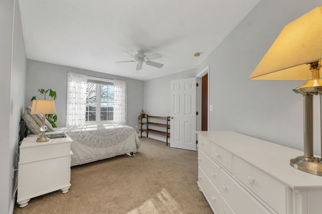 31 Longmeadow Drive, Brentwood, NH 03833