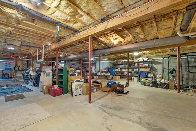 31 Longmeadow Drive, Brentwood, NH 03833