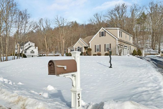 31 Longmeadow Drive, Brentwood, NH 03833